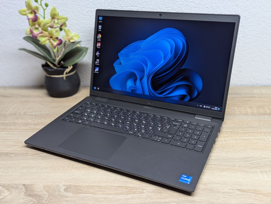 Ноутбук Б/В Dell Latitude 3520, Intel Core i5-1135G7, DDR4 16 GB, SSD 256GB, 15.6" Full HD [ProductHub SKU Dell634]
