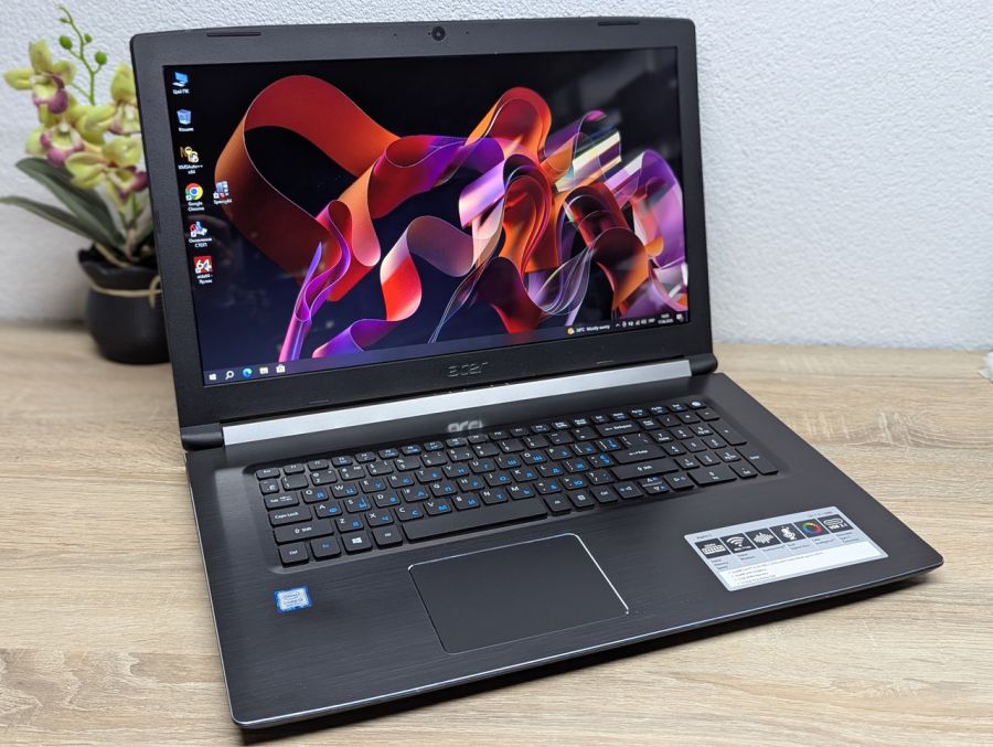 Ноутбук Б/В Acer Aspire A517 51, Intel Core i3-8130U, DDR4 8GB, SSD 256GB, 17"