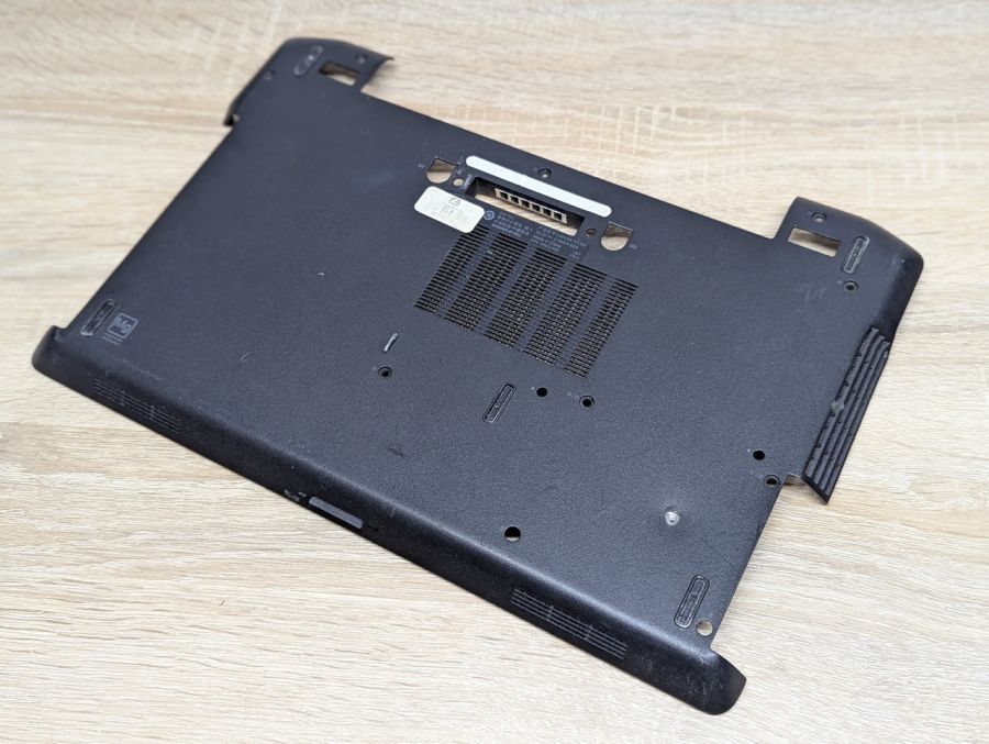 Сервісна кришка для Dell Latitude E6320 Б/В