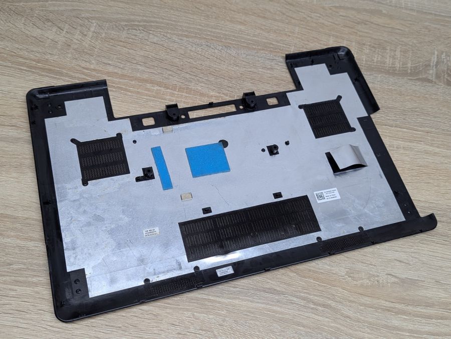Нижня сервісна кришка для ноутбука Dell Latitude E5540 Б/В