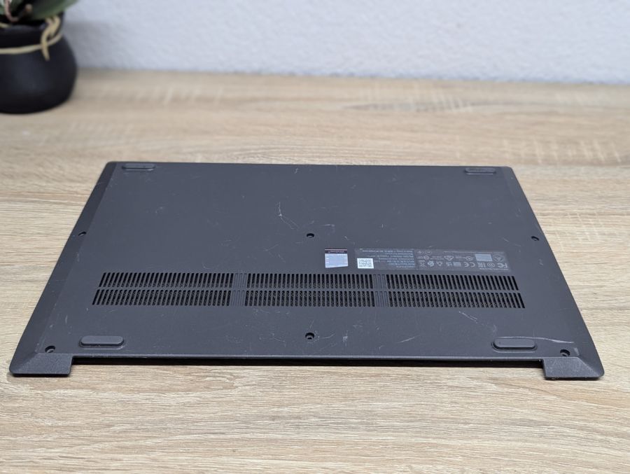 Б/В Піддон для ноутбука Lenovo IdeaPad V15 ADA,S145-15 [ProductHub SKU AP1RU000100]