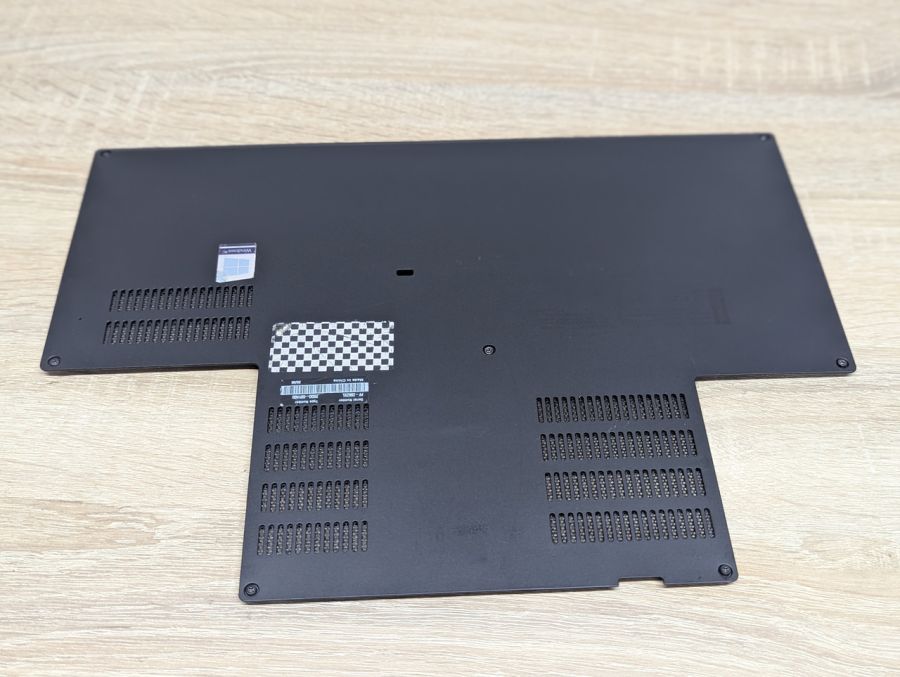 Б/В Cервісна кришка для ноутбука Lenovo ThinkPad P53 [ProductHub SKU AP1DB000200]