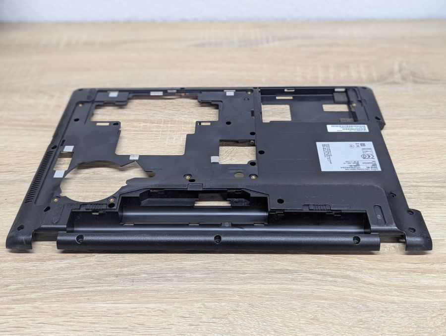 Б/В Піддон для ноутбука Fujitsu Lifebook A555 [ProductHub SKU CP682741-01]