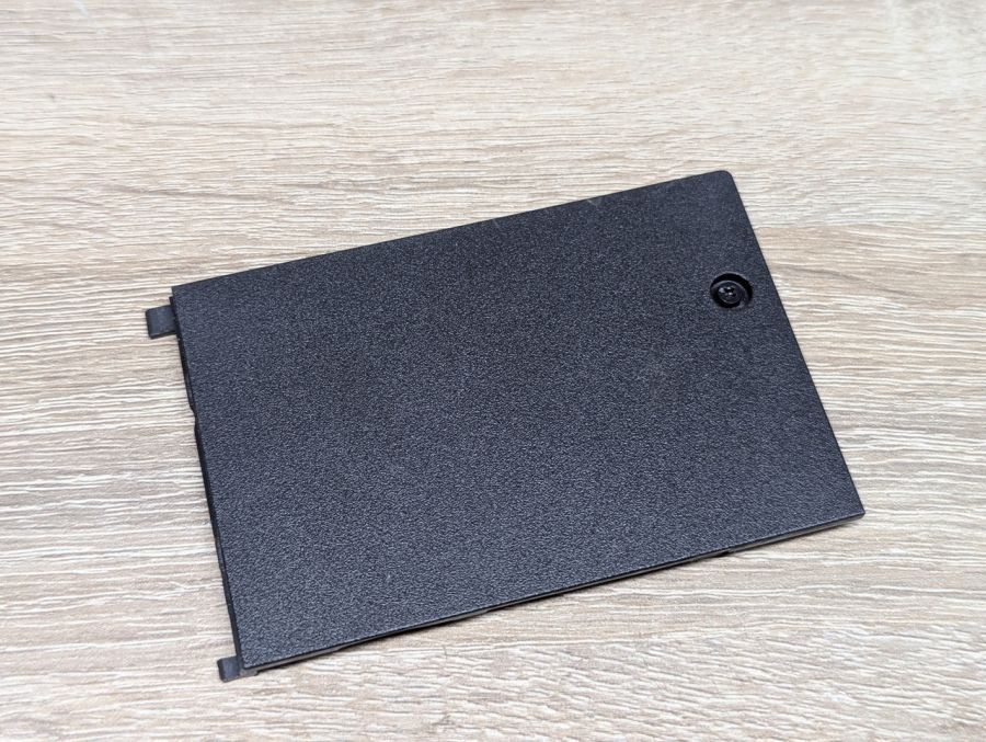 Б/В Сервісна кришка відсіку Wi-Fi/RAM Lenovo ThinkPad E550, E555, E560 та E565 [ProductHub SKU AP0TS000B00]