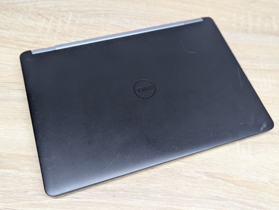 Ноутбук Б/В Dell Latitude E5270, Intel Core i5-6300U, DDR4 8GB, SSD 256GB, 12" HD [ProductHub SKU Dell636]