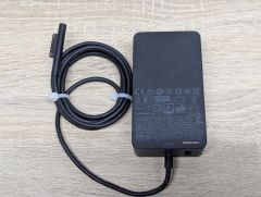 Б/В Блок живлення Microsoft Surface 1706,65W,15V,4A,Surface Connect [ProductHub SKU Surface1706]