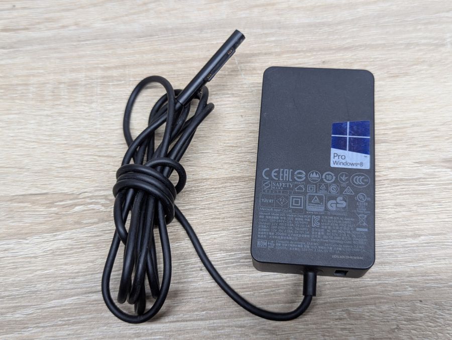 Б/В Блок живлення Microsoft Surface 1625,36W,12V,2.58A,Surface Connect [ProductHub SKU Surface1625]
