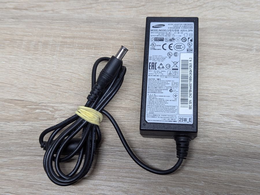 Б/В Блок живлення Samsung A2514_DPN,25W,14V,1.79A,6.5 x 4.4 мм [ProductHub SKU A2514_DPN]