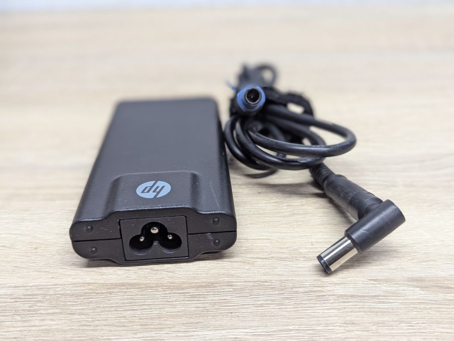 Дорожній блок живлення HP ADP-65RU DD,65W,19.5V,3.33A, 7.4 x 5.0 мм Б/В
