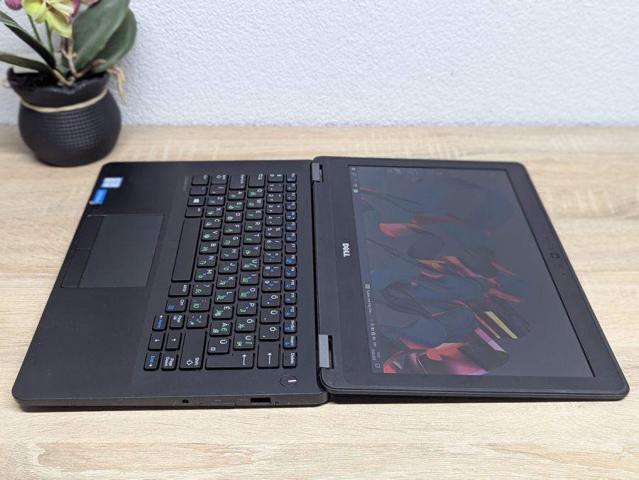 Ноутбук Б/В Dell Latitude E7270, Intel Core i5-6300U, DDR4 8 GB, SSD 512GB, 12" HD [ProductHub SKU Dell642]