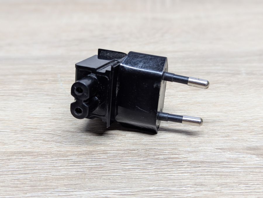Знімний перехідник для блоку живлення під євророзетку (тип C, Europlug)
