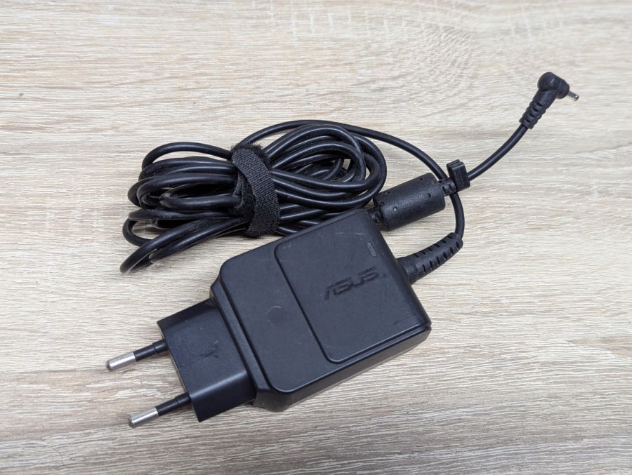 Б/В Блок живлення Asus 30W,19V,1.58A,2.5 х 0.7 мм [ProductHub SKU EXA1004EH]