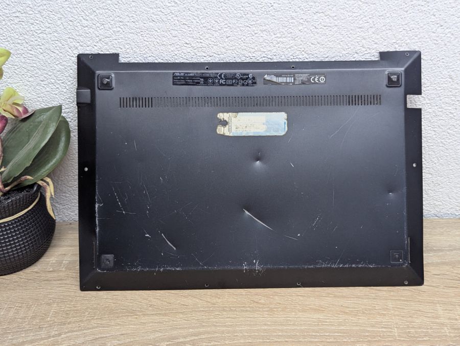 Б/В Нижня кришка піддон для ноутбука Asus BU400A [ProductHub SKU NCA0611(3)]