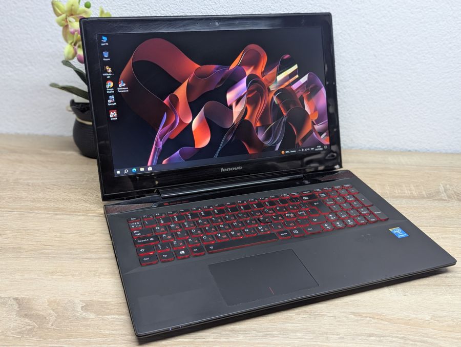 Ноутбук Б/В Lenovo IdeaPad Y50-70, Intel Core i7-4710HQ, DDR3 16GB, SSD 256GB, NVIDIA GeForce GTX 860M 4GB, 15.6" Full HD