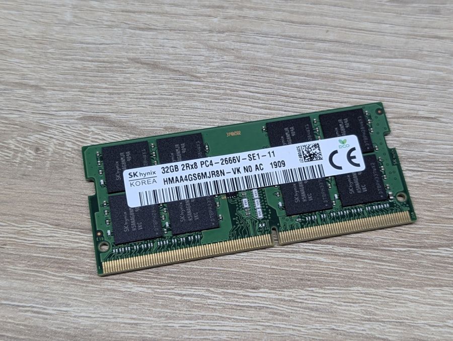 Б/В Оперативна память SK Hynix DDR4 32GB 2666 МГц