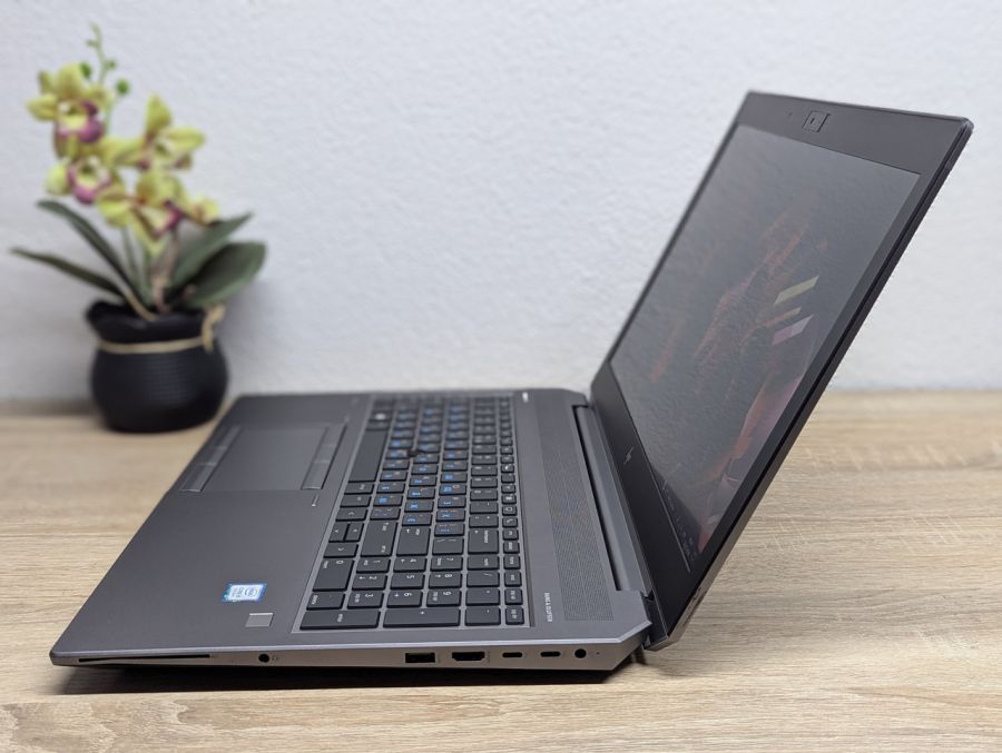 Ноутбук Б/В HP ZBook 15 G5, Intel Core i5-8300H, DDR4, SSD 1TB + HDD 500GB, NVIDIA Quadro P1000, 15.6" Full HD [ProductHub SKU HP896]