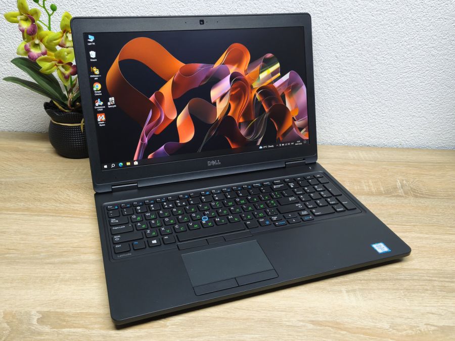 Ноутбук Б/В Dell Latitude 5580, Intel Core i5-6300U, DDR4 16GB, SSD 256GB, 15.6" Full HD [ProductHub SKU Dell198]