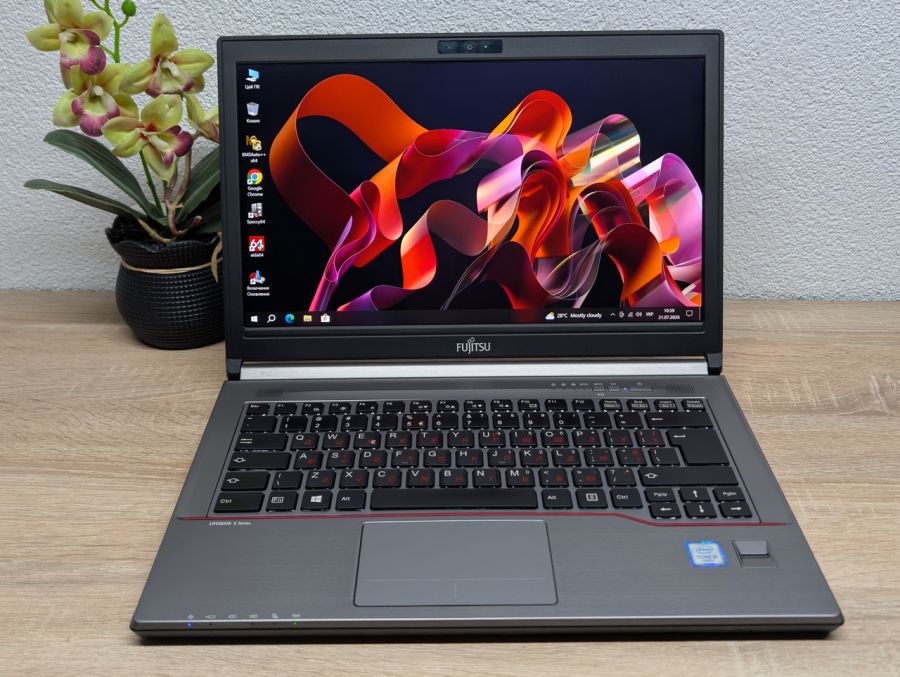 Ноутбук Б/В Fujitsu E746, Intel Core i5-6200U, DDR4 8GB, SSD 240GB, 14" Full HD [ProductHub SKU F265]