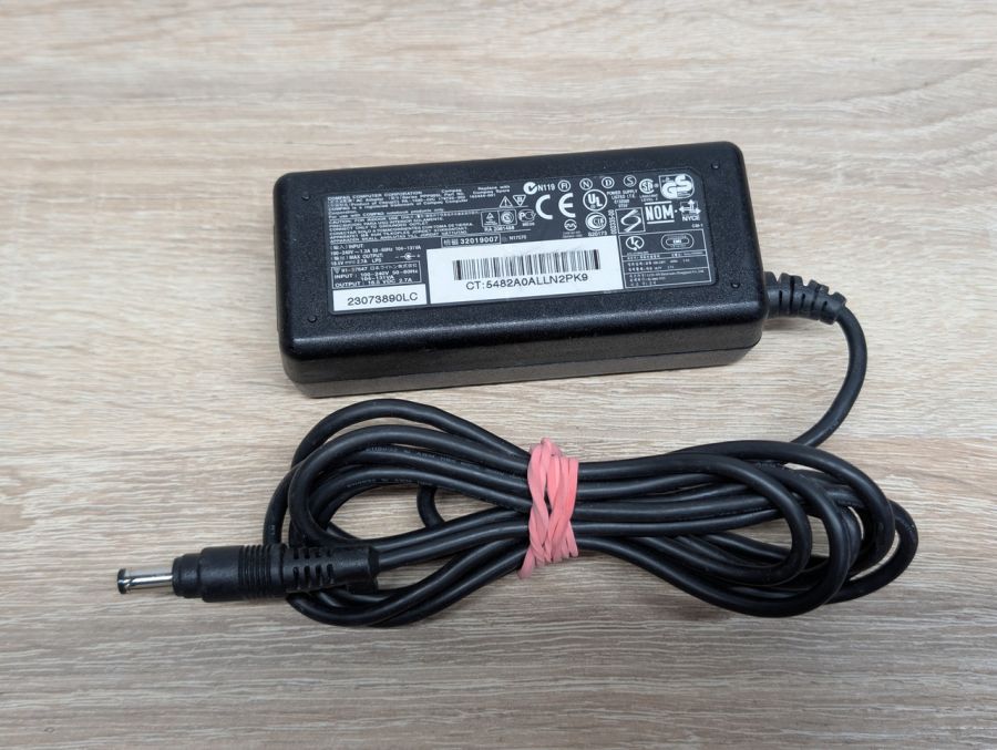 Б/В Блок живлення Сompaq 50W 18.5V 2.7A 5.2x2.5мм