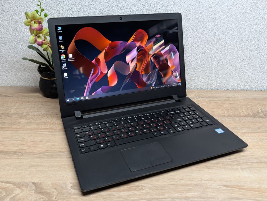 Ноутбук Б/В Lenovo 110-15ISK: 15.6 Intel Core i3-6006U 8 GB DDR4 SSD 128Gb