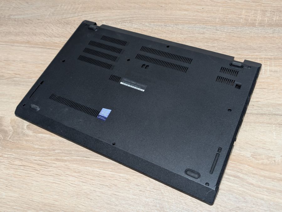 Б/В Піддон для ноутбука Lenovo ThinkPad L590 [ProductHub SKU AP1B0000100]