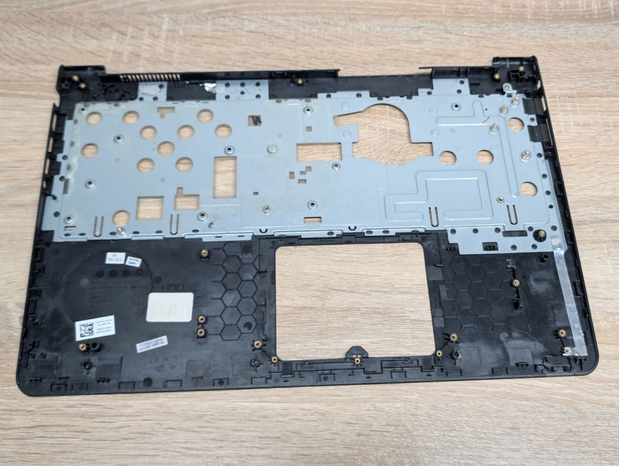 Б/В Топкейс для ноутбука Dell Inspiron 15 5547\5548\5545\5549 [ProductHub SKU 0K1M13]