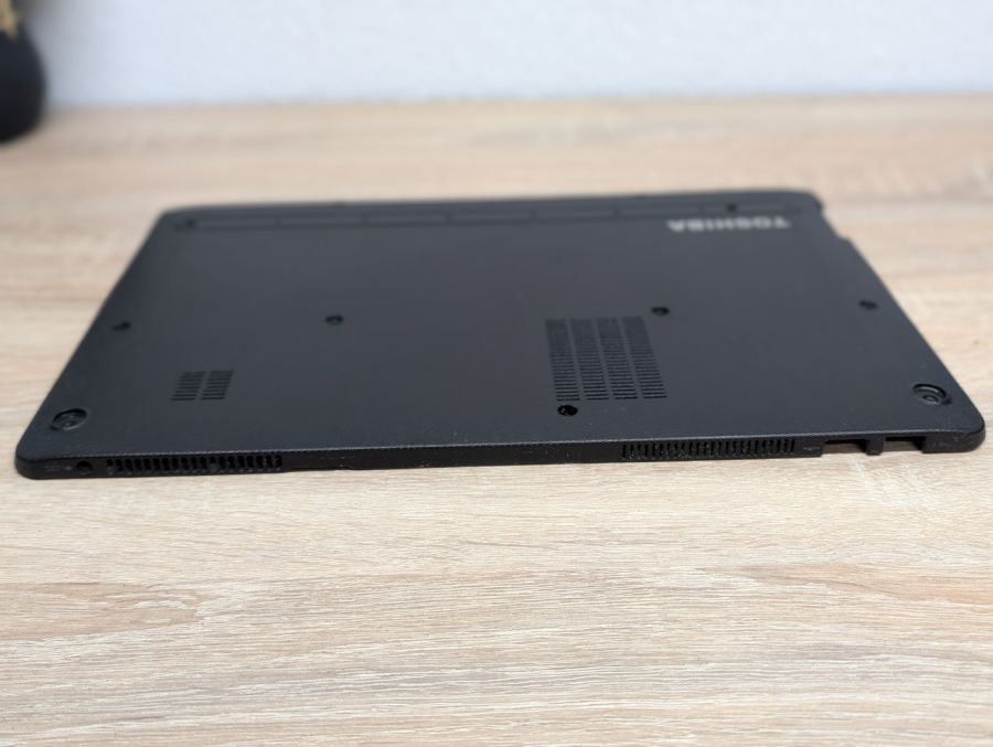 Б/В Піддон для ноутбука Toshiba Satellite U920T\U925T [ProductHub SKU GM903365012A]