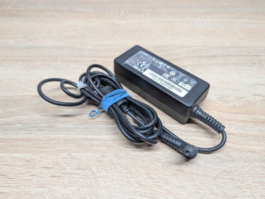 Б/В Блок живлення Liteon 40W 19V 2.21A 4.8 х 1.7 мм [ProductHub SKU PA-1400-76]