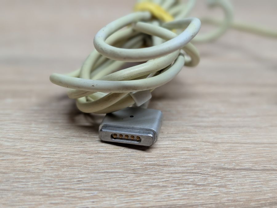 Оригінальний блок живлення Apple 45W MagSafe 2 A1436 Б/В