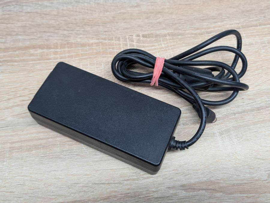 Б/В Блок живлення Delta Electronics 44W 48V 0.917A 7.4 x 5.0 мм [ProductHub SKU EADP-48EB B]