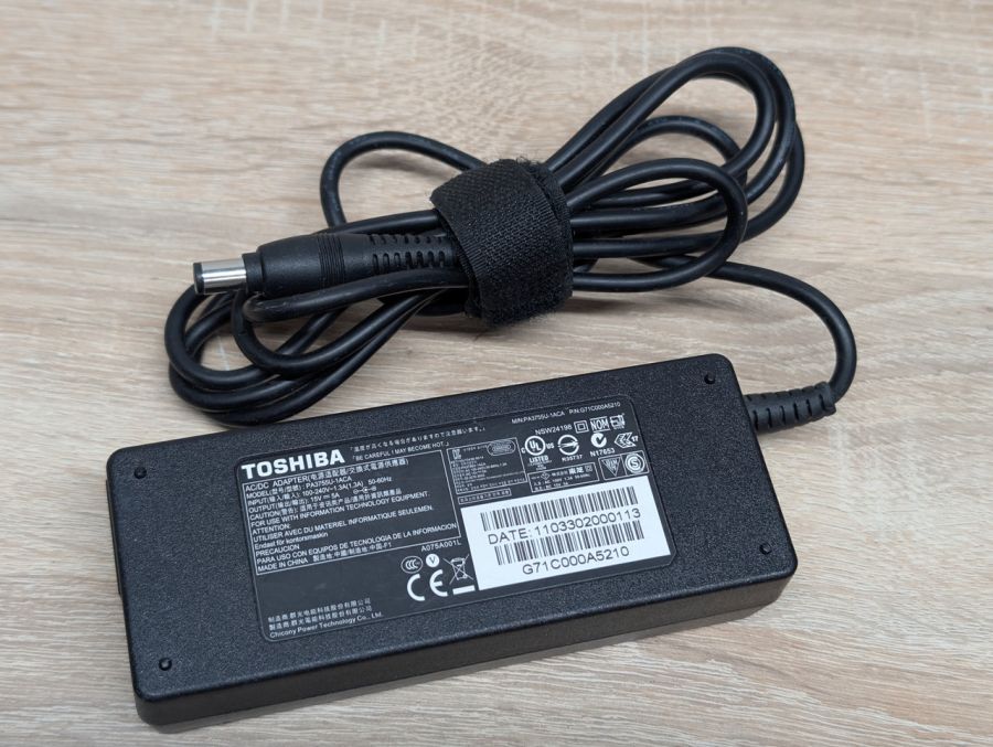 Блок живлення Toshiba 75W 15V 5A 6.3 x 3.0мм Б/В