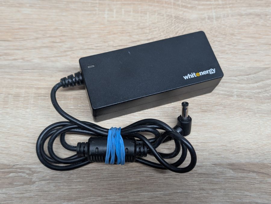 Б/В Блок живлення Whitenergy 65W 20V 3.25A 5.5 x 2.5 мм [ProductHub SKU 05377]