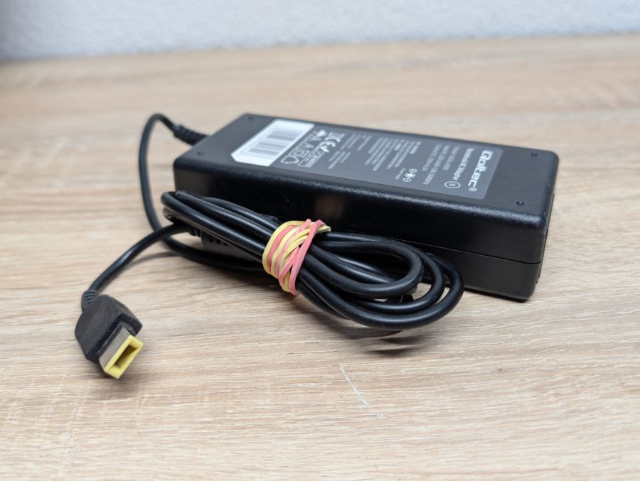 Б/В Блок живлення Qoultec 90W 20V 4.5A Slim Tip [ProductHub SKU 50054]