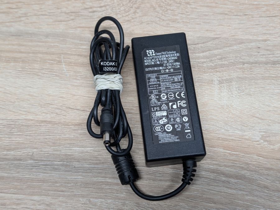 Б/В Блок живлення CWT 60W 24V 2.5A 5.5 x 2.5 мм [ProductHub SKU CAE060242]