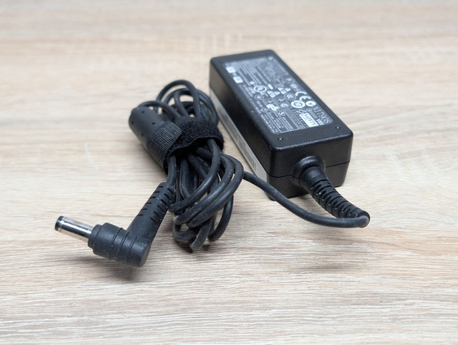 Б/В Блок живлення Delta Electronics 40W 19V 2.1A 5.5 x 2.5 мм [ProductHub SKU 40PH BB]