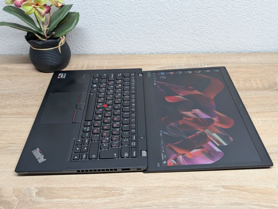 Ноутбук Б/В Lenovo ThinkPad X13; 13 Full HD; AMD Ryzen 5 PRO 4650U;16 ГБ DDR4;SSD 512Гб [ProductHub SKU L651]