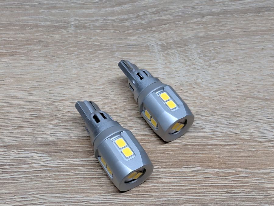 Новий Світлодіодні (LED) лампи з цоколем T15 (W16W) OUSHI [ProductHub SKU W16W(12)]