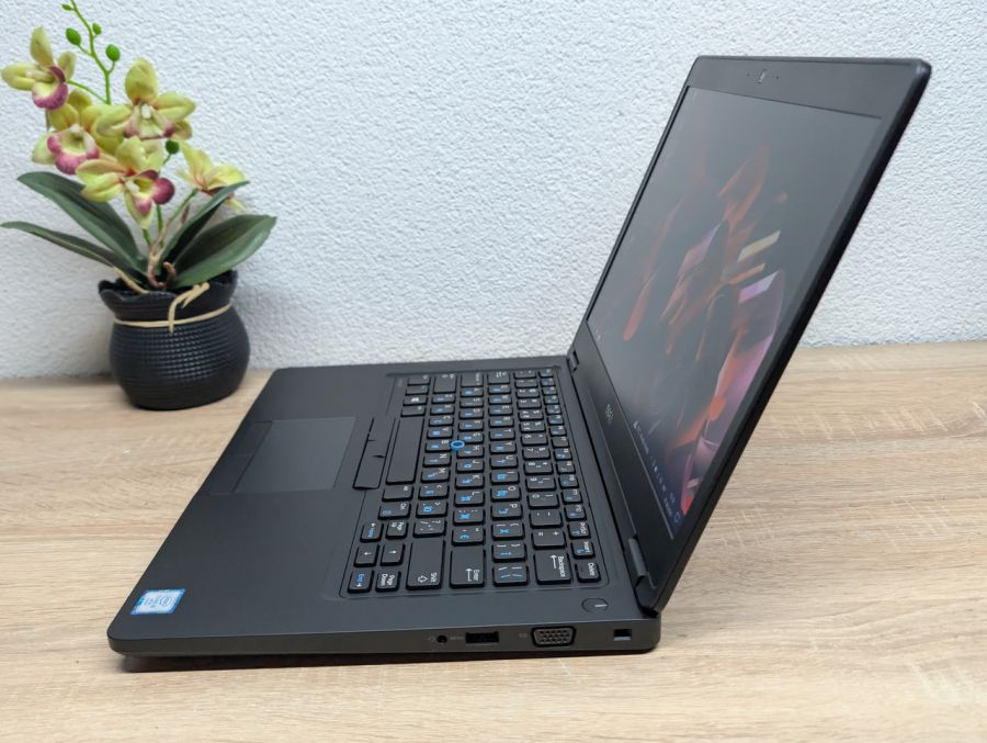 Ноутбук Dell Latitude 5480: 14 Full HD, Intel Core i5-6300U, 8 GB DDR4, Intel HD Graphics, SSD 512Gb Б/В [ProductHub SKU Dell671]