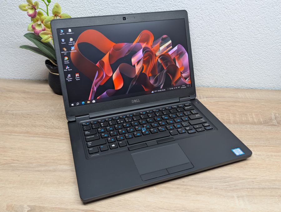 Ноутбук Dell Latitude 5480: 14 Full HD, Intel Core i5-6300U, 8 GB DDR4, Intel HD Graphics, SSD 512Gb Б/В [ProductHub SKU Dell671]