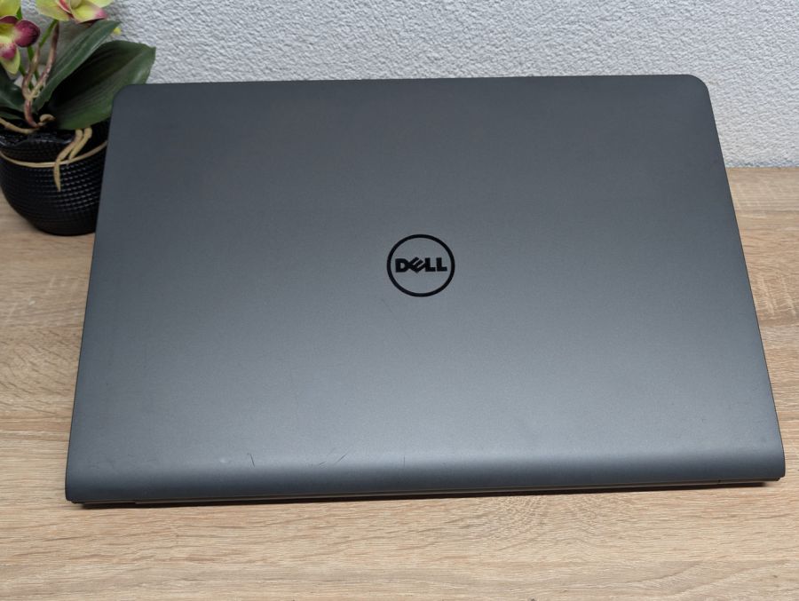 Ноутбук Dell Latitude 3550 Діагональ: 15.6 Intel Core i5-5200U @2.20GHz 8 GB DDR3 Intel HD Graphics SSD 120Gb Б/В [ProductHub SKU Dell672]