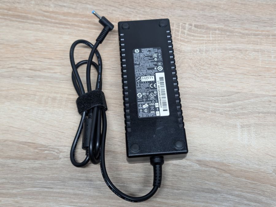 Блок живлення HP 135W 19.5V 6.9A 4.5 x 3.0мм Blue Pin Б/В [ProductHub SKU DA01]