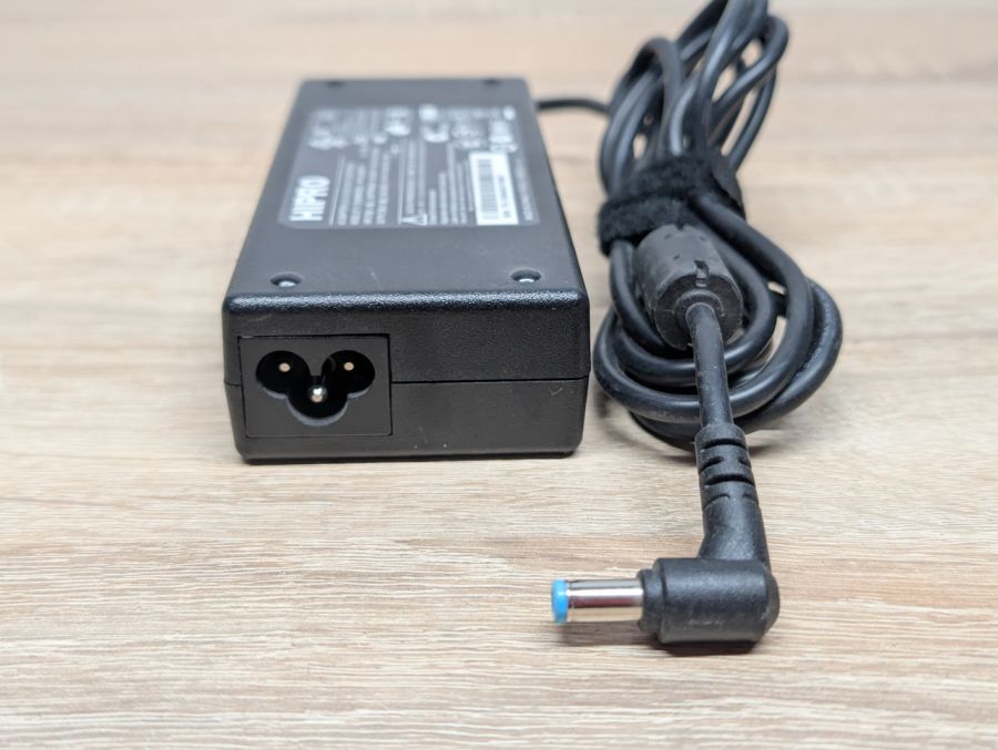Блок живлення HIPRO 90W 19V 4.74A 5.5 x 1.7 мм Б/В [ProductHub SKU OL093B13P]