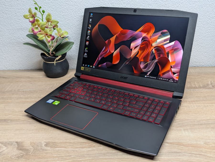 Ноутбук Acer Nitro AN515-31:15.6 Full HD,Core i5-8250U,8 GB DDR4,GeForce MX150 2Gb,SSD 256Gb+ 320Gb Hdd Б/В [ProductHub SKU Acer212]