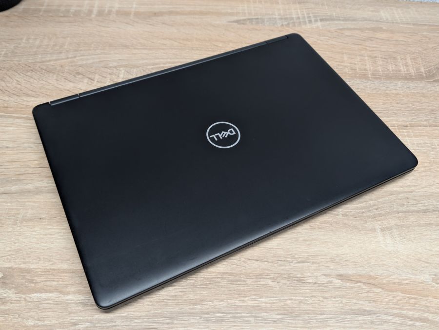 Ноутбук Б/В Dell Latitude 5490, Intel Core i5-8250U, DDR4 16GB, SSD 256GB, 14" Full HD