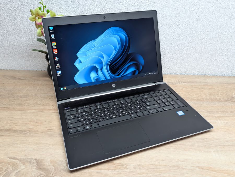 Ноутбук HP ProBook 450 G5:15.6 Intel Core i3-8130U.8 GB DDR4 GeForce 930MX 2Gb SSD 240Gb, Б/В [ProductHub SKU HP901]