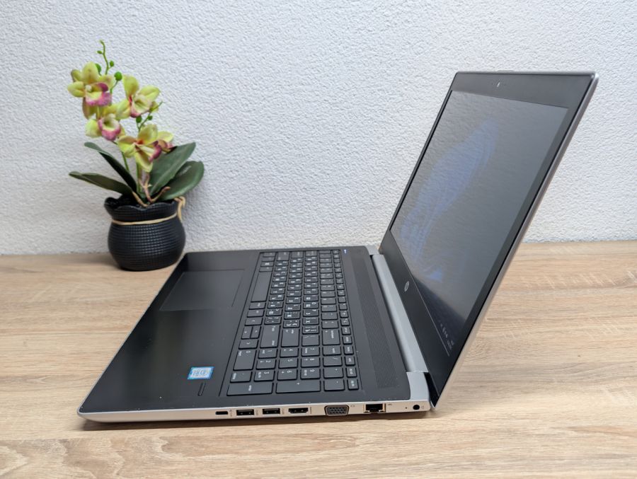 Ноутбук HP ProBook 450 G5:15.6 Intel Core i3-8130U.8 GB DDR4 GeForce 930MX 2Gb SSD 240Gb, Б/В [ProductHub SKU HP901]