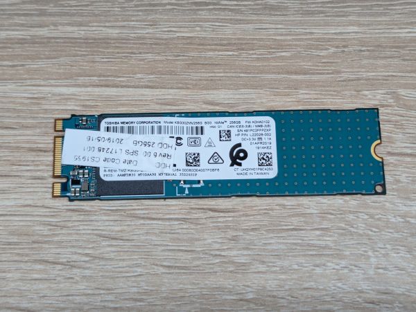 SSD Toshiba BG3 256GB NVMe M.2 2280 Життя 98% Б/В