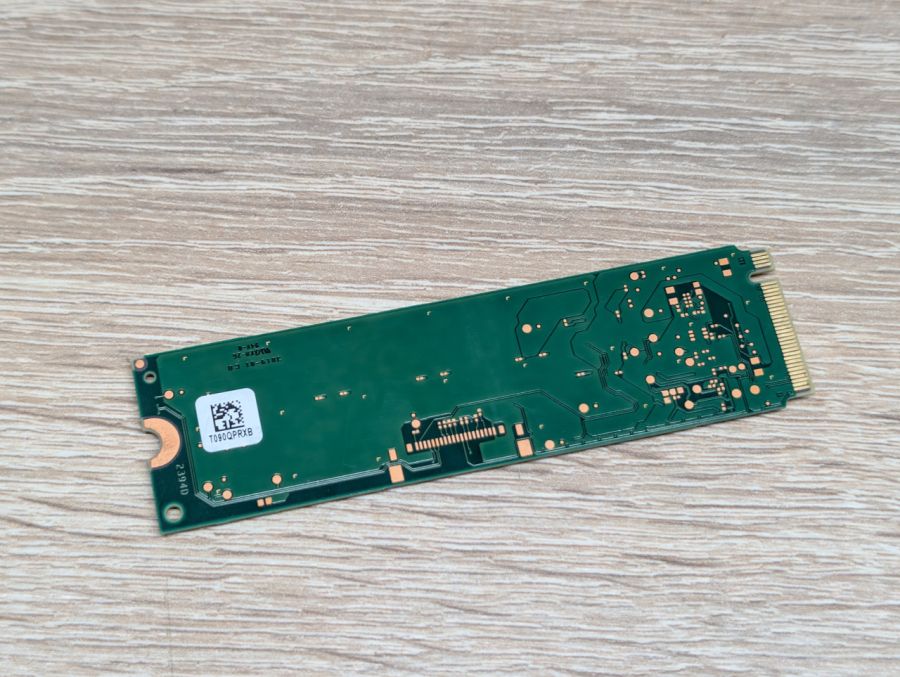 SSD Micron 2200 256GB M.2 NVMe 2280 Життя 99% Б/В