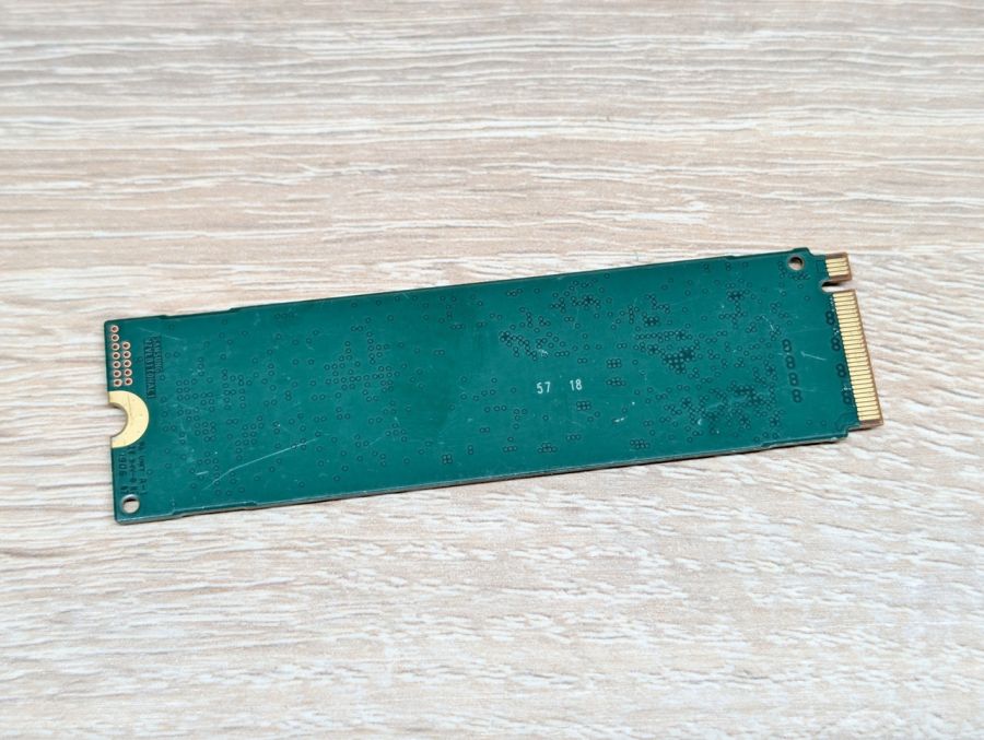 SSD Samsung PM981 256GB NVMe M.2 2280 Життя 99% Б/В [ProductHub SKU PM981(16)]