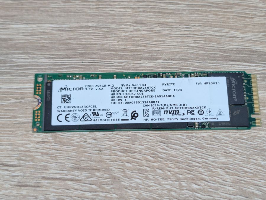 SSD Micron 2200 256GB M.2 NVMe 2280 Життя 98% Б/В [ProductHub SKU M2200(12)]